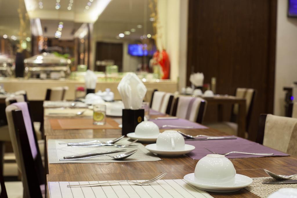 Authentic Hanoi Boutique Hotel Buitenkant foto