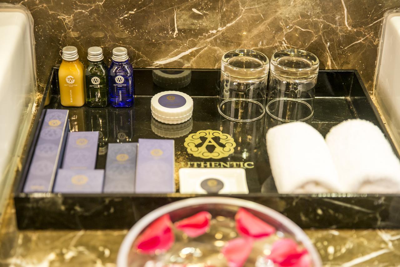 Authentic Hanoi Boutique Hotel Buitenkant foto